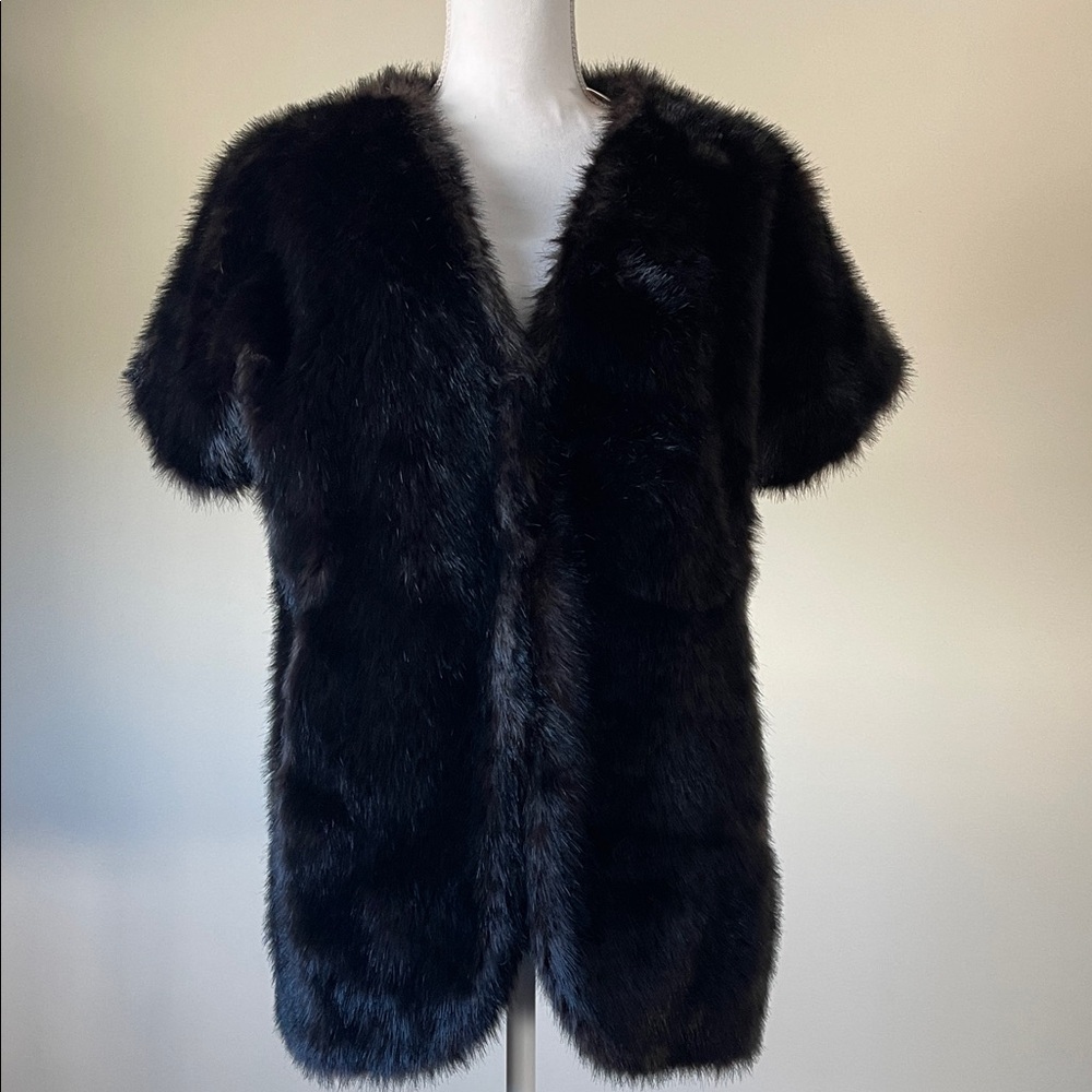 Adrienne Landau faux fur dark chocolate shrug (Med )